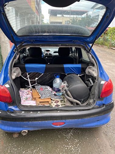 PEUGEOT 206