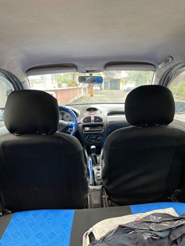 PEUGEOT 206