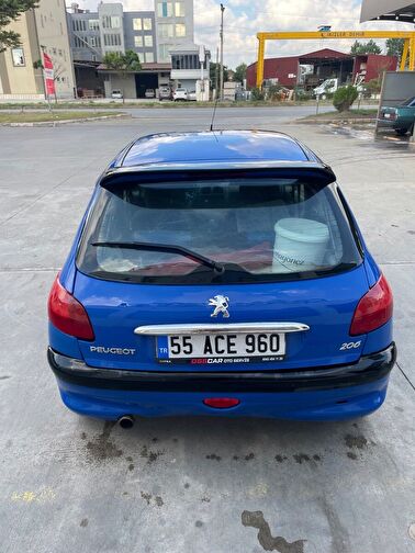 PEUGEOT 206