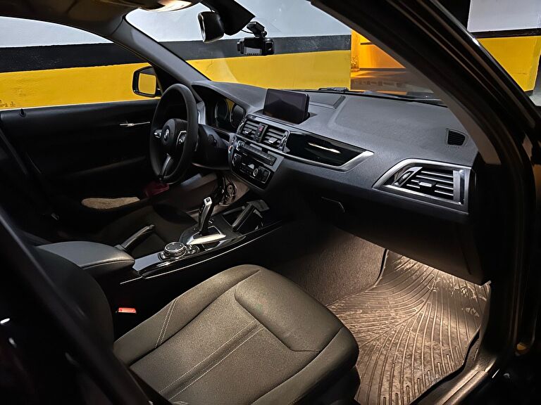 BMW 1 SERISI