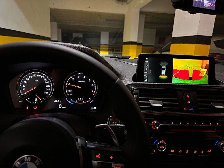 BMW 1 SERISI