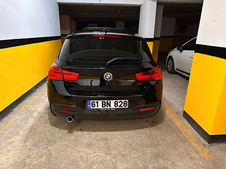 BMW 1 SERISI