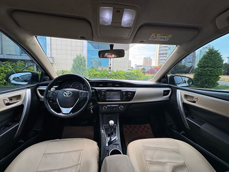 TOYOTA COROLLA