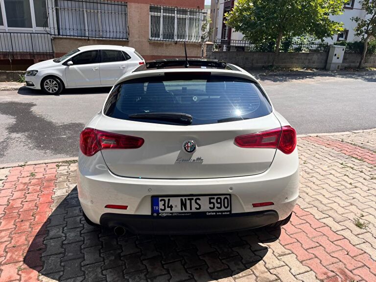 ALFA ROMEO GIULIETTA