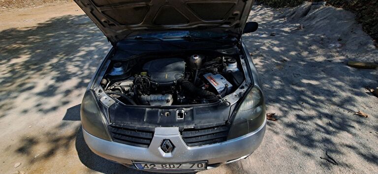 RENAULT CLIO SYMBOL