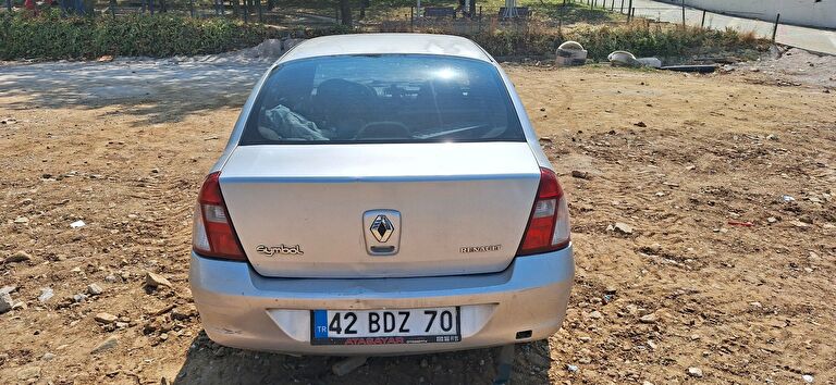 RENAULT CLIO SYMBOL