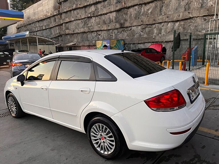 FIAT LINEA