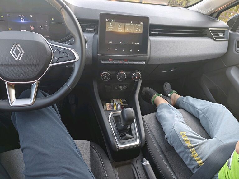 RENAULT CLIO