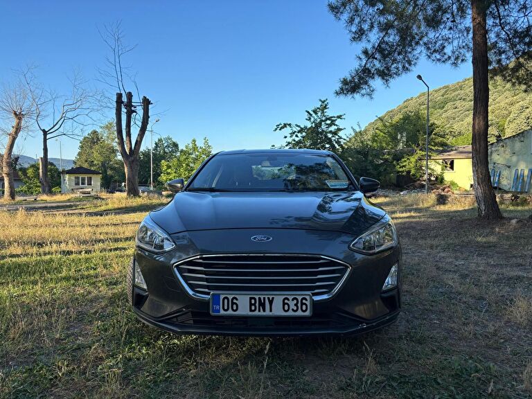 FORD FOCUS