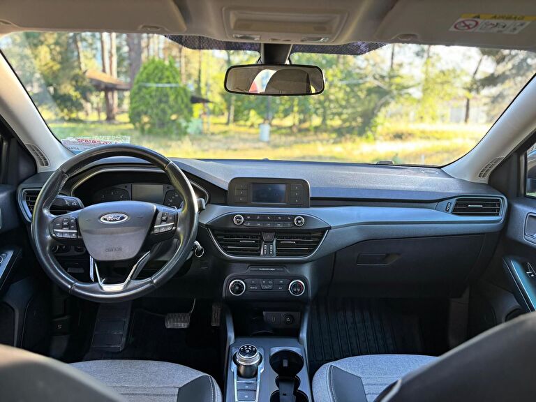 FORD FOCUS