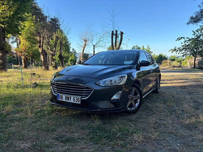 FORD FOCUS