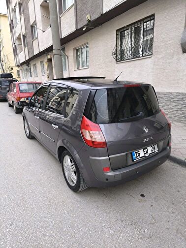 RENAULT SCENIC