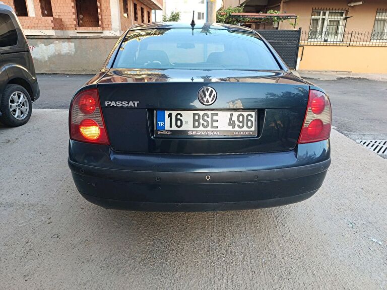 VOLKSWAGEN PASSAT