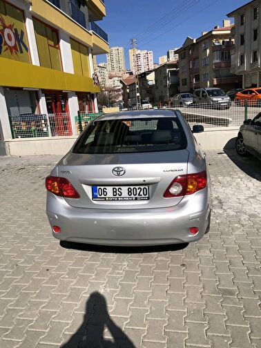 TOYOTA COROLLA