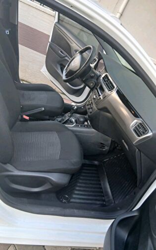PEUGEOT 301