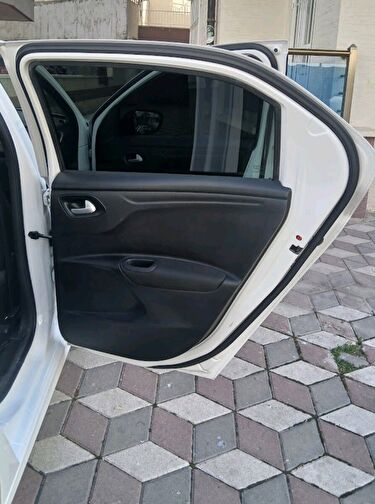 PEUGEOT 301