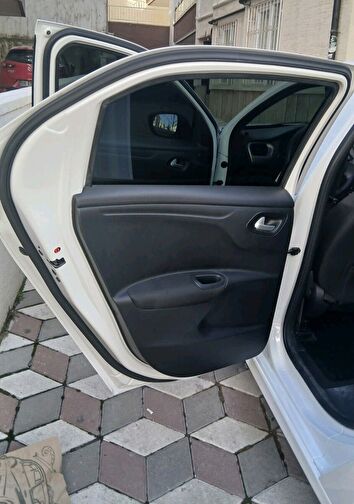 PEUGEOT 301