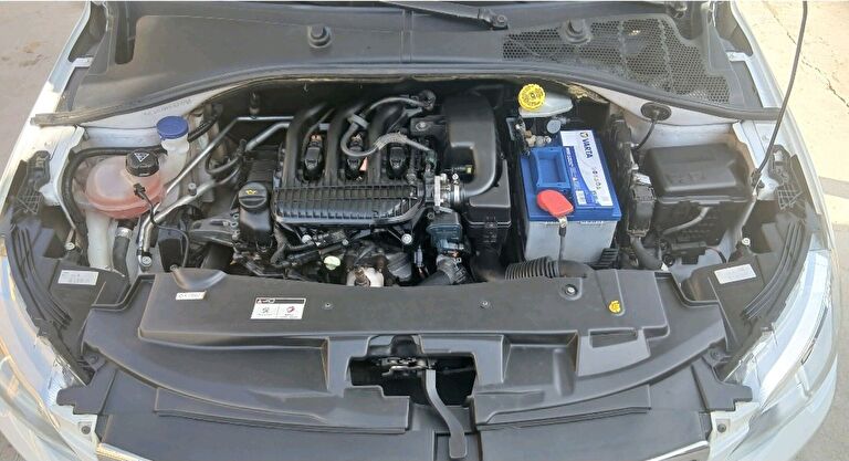 PEUGEOT 301