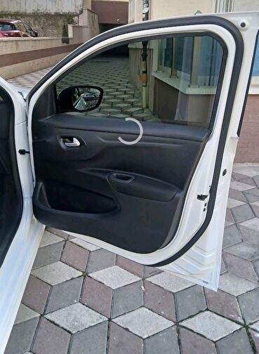 PEUGEOT 301