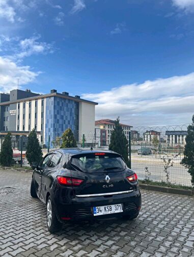 RENAULT CLIO