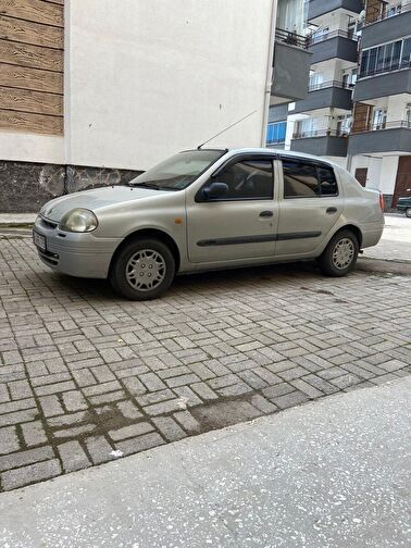 RENAULT CLIO SYMBOL