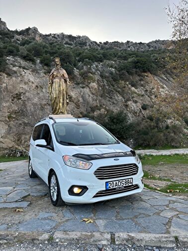 FORD TOURNEO COURIER