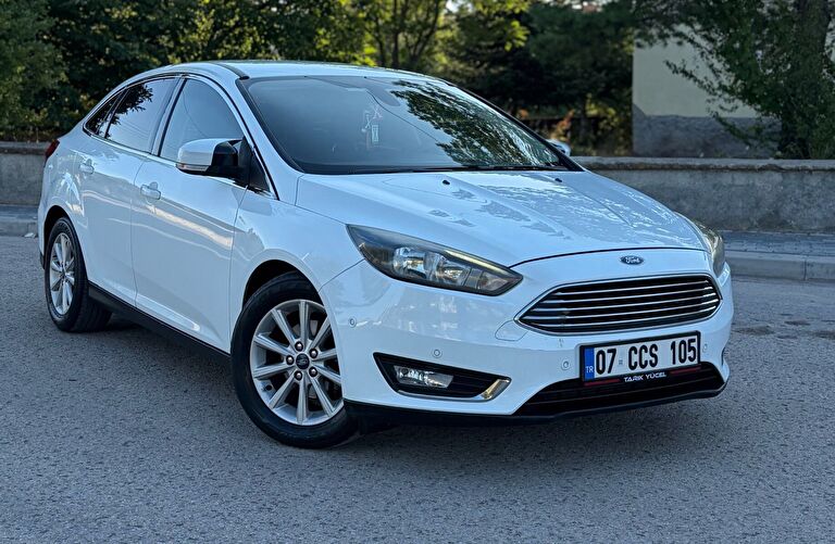 FORD FOCUS
