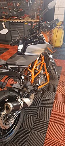 KTM 390 Duke