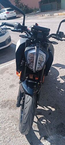 KTM 390 Duke