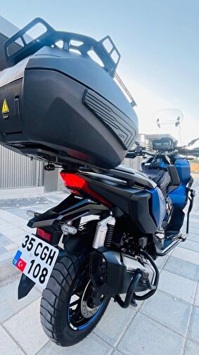 Honda ADV 350