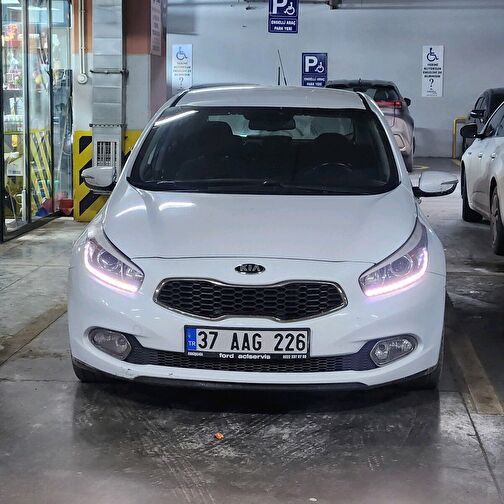KIA CEED