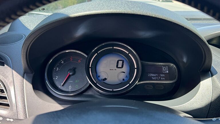 RENAULT FLUENCE