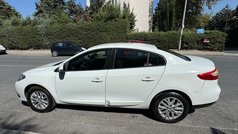 RENAULT FLUENCE