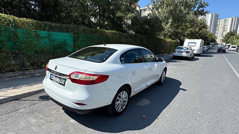 RENAULT FLUENCE