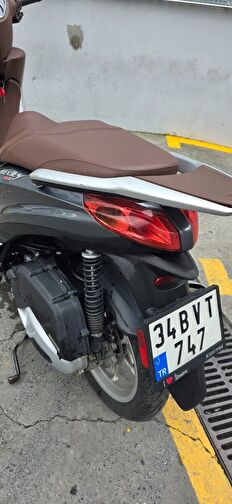 Piaggio Medley 150