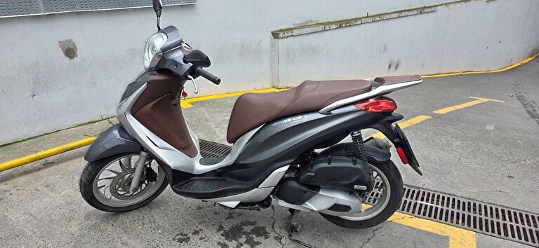 Piaggio Medley 150