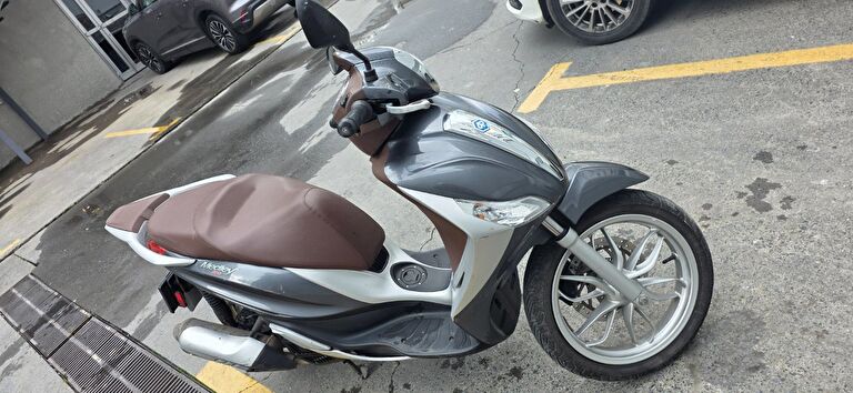 Piaggio Medley 150