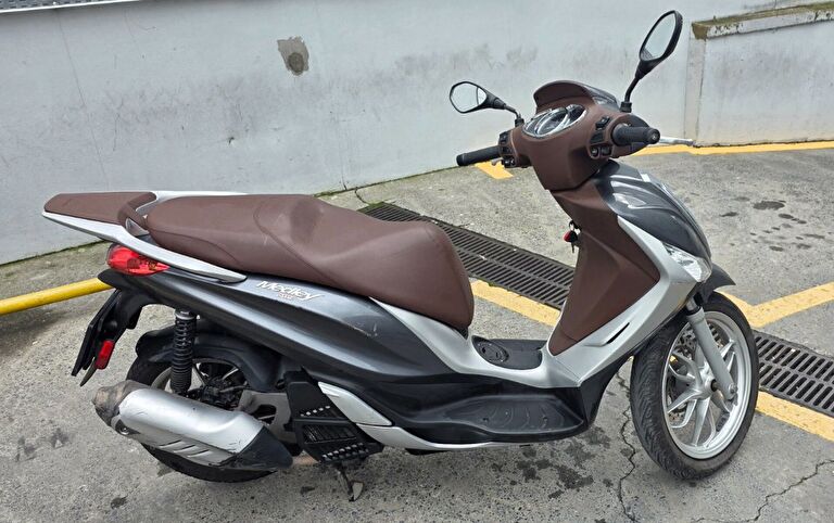 Piaggio Medley 150