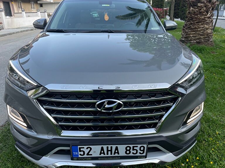 HYUNDAI TUCSON
