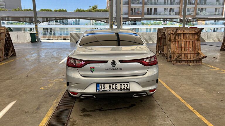 RENAULT MEGANE