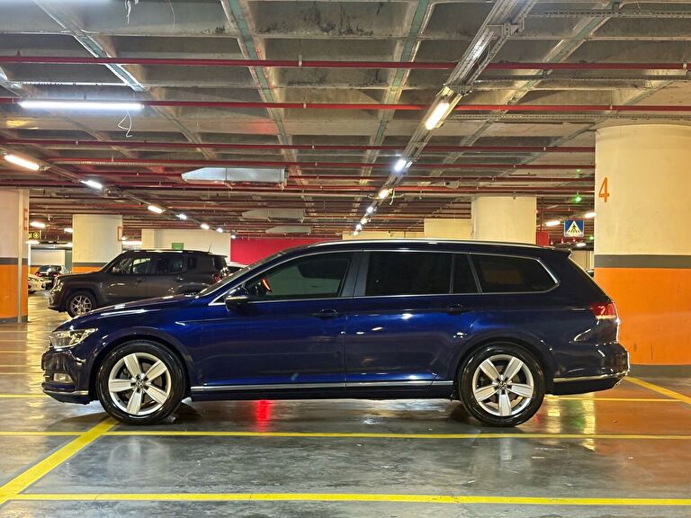 VOLKSWAGEN PASSAT VARIANT