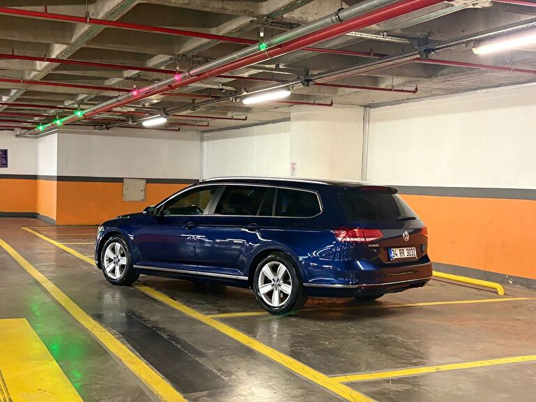VOLKSWAGEN PASSAT VARIANT