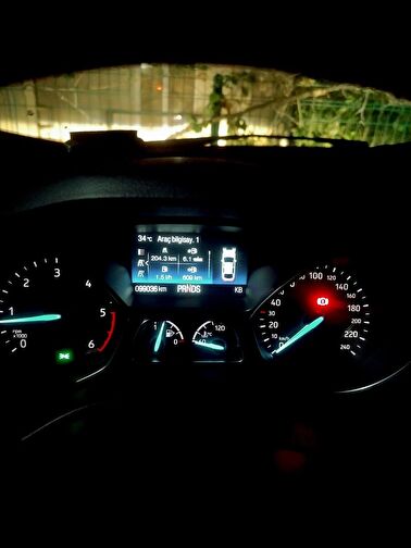 FORD KUGA