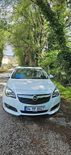 OPEL INSIGNIA