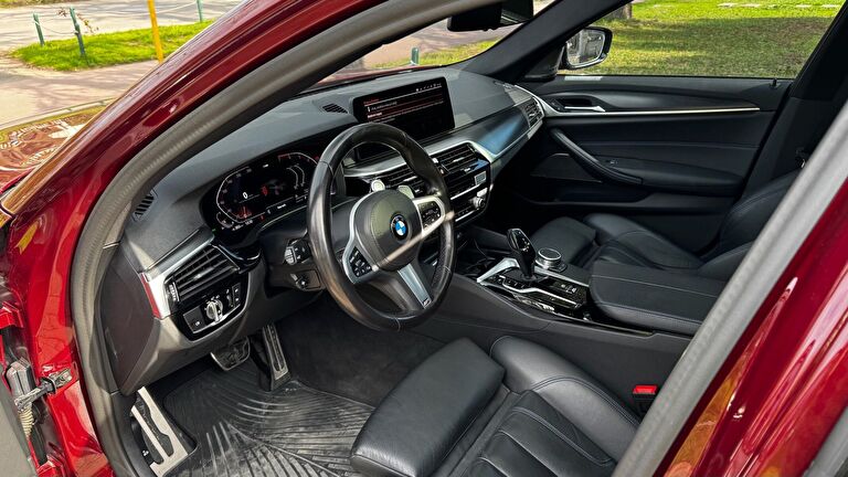 BMW 5 SERISI