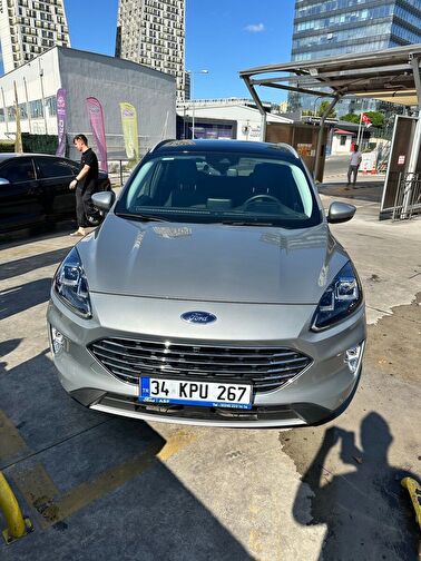 FORD KUGA