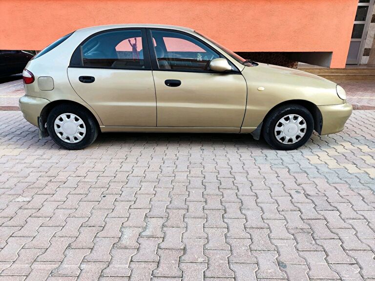 DAEWOO LANOS