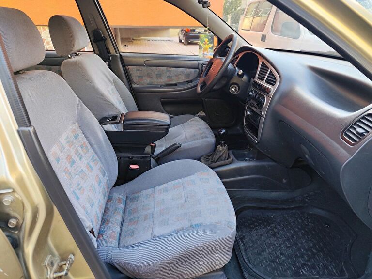 DAEWOO LANOS