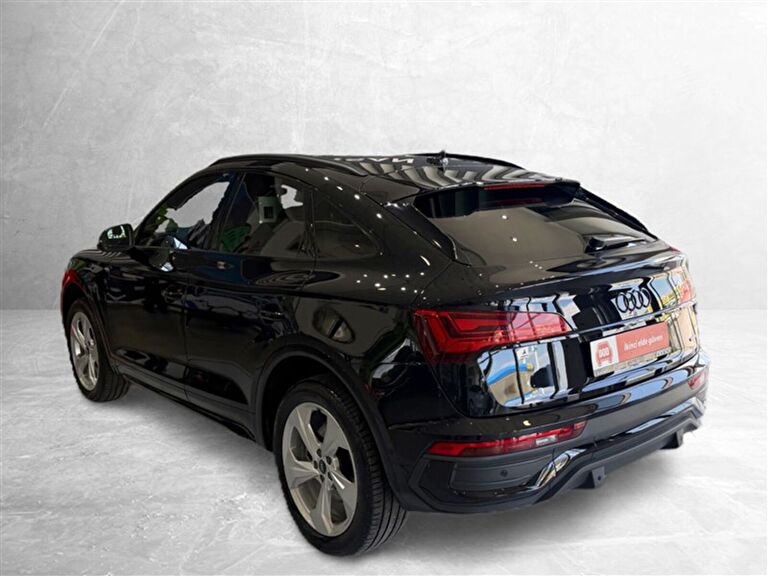 AUDI Q5 SPORTBACK