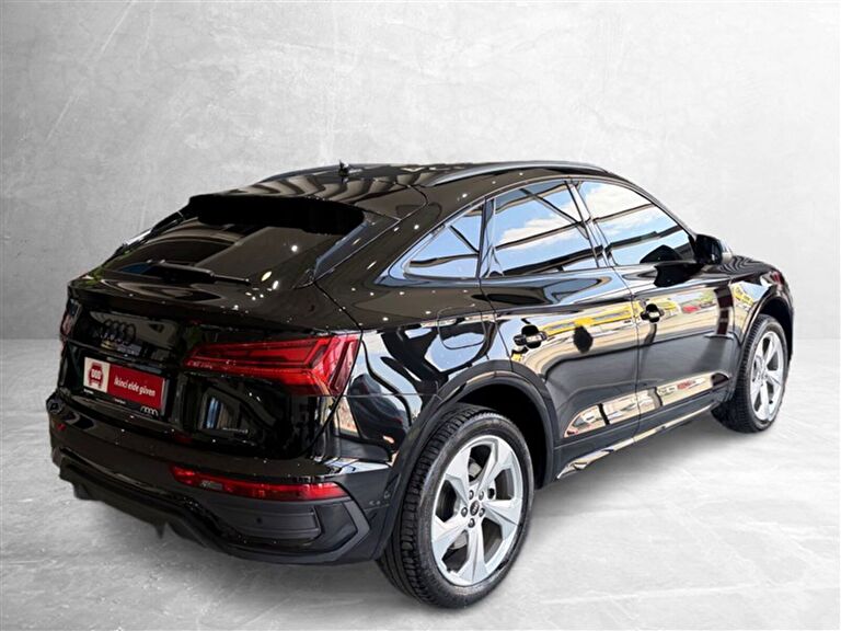 AUDI Q5 SPORTBACK